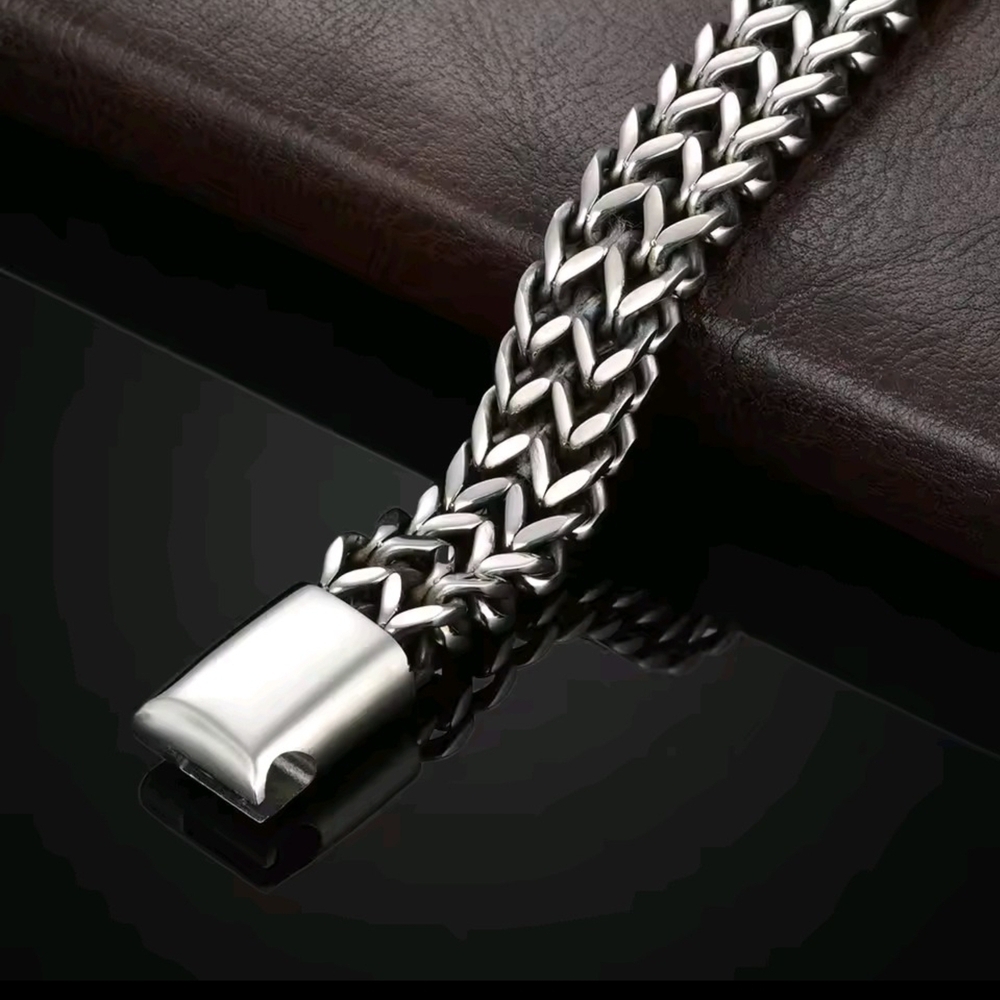 Men's Silver Chain Bracelet - Picture 7 of 10